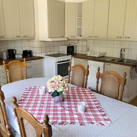 Egen Laegenhet I 2-Familjshus Pa Landet. Βίλα Tierp Εξωτερικό φωτογραφία